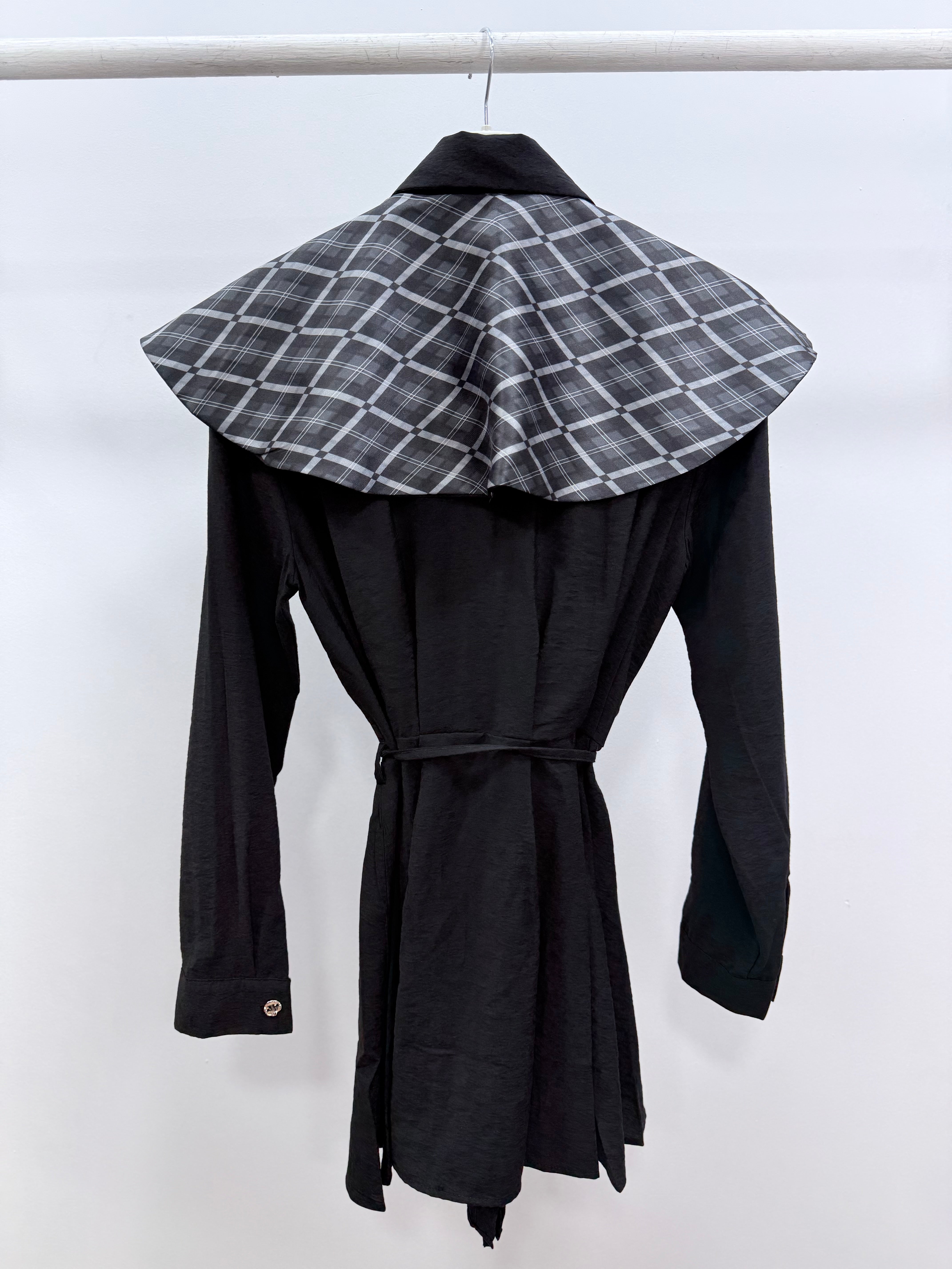 Desenli Yaka Detaylı Gömlek/Siyah