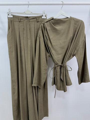 Şal Detaylı Takım/Yeşil