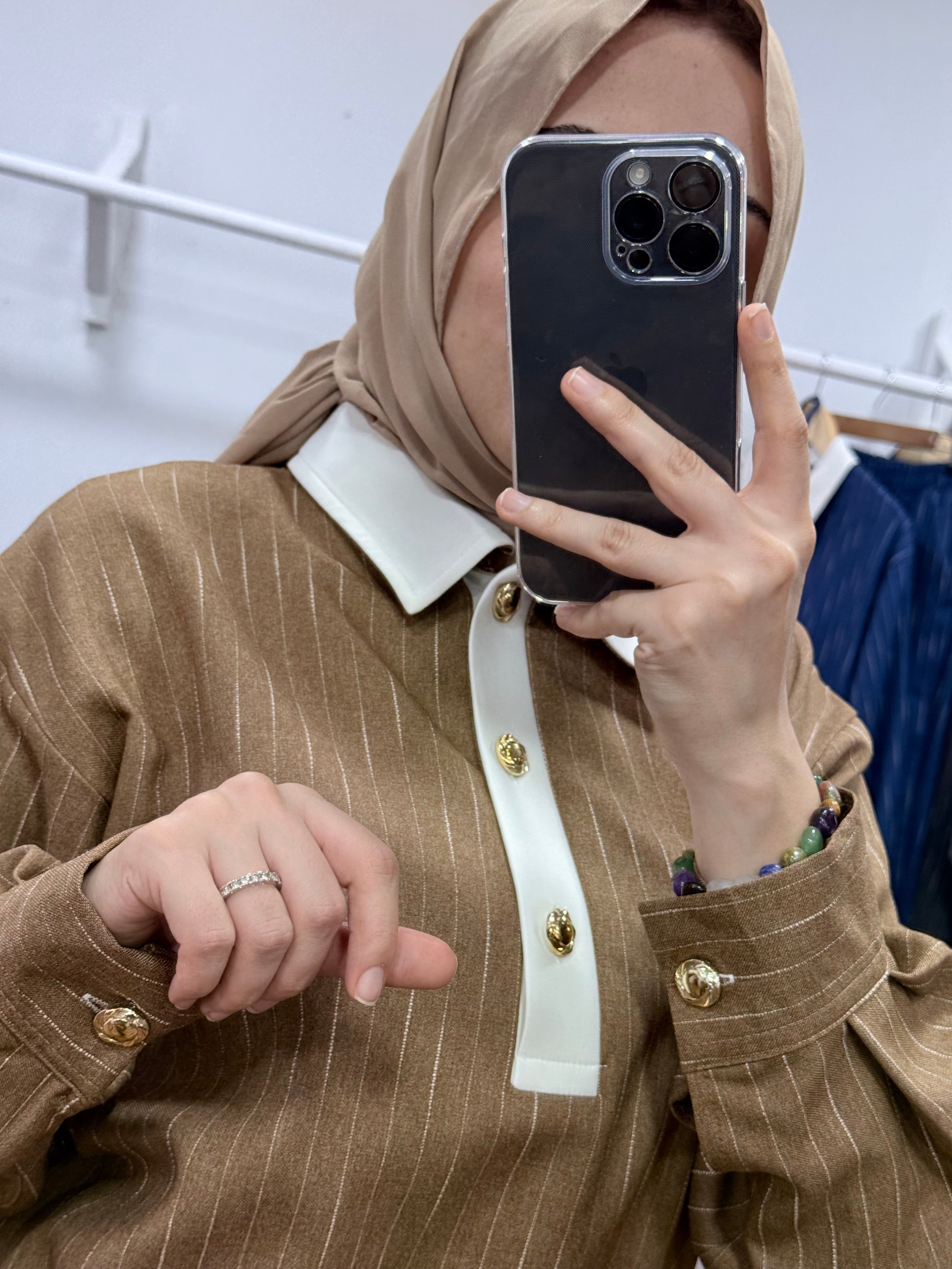 Yaka Garnili Takım Taba