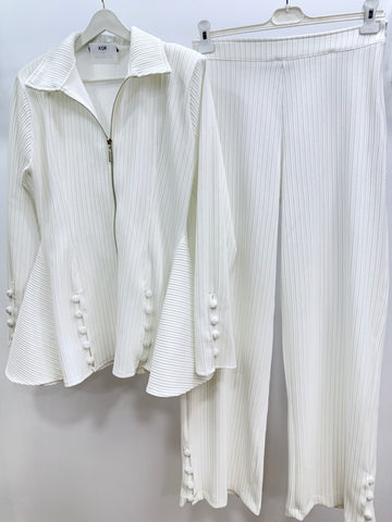 Volanlı Düğme Detaylı Takım/Beyaz