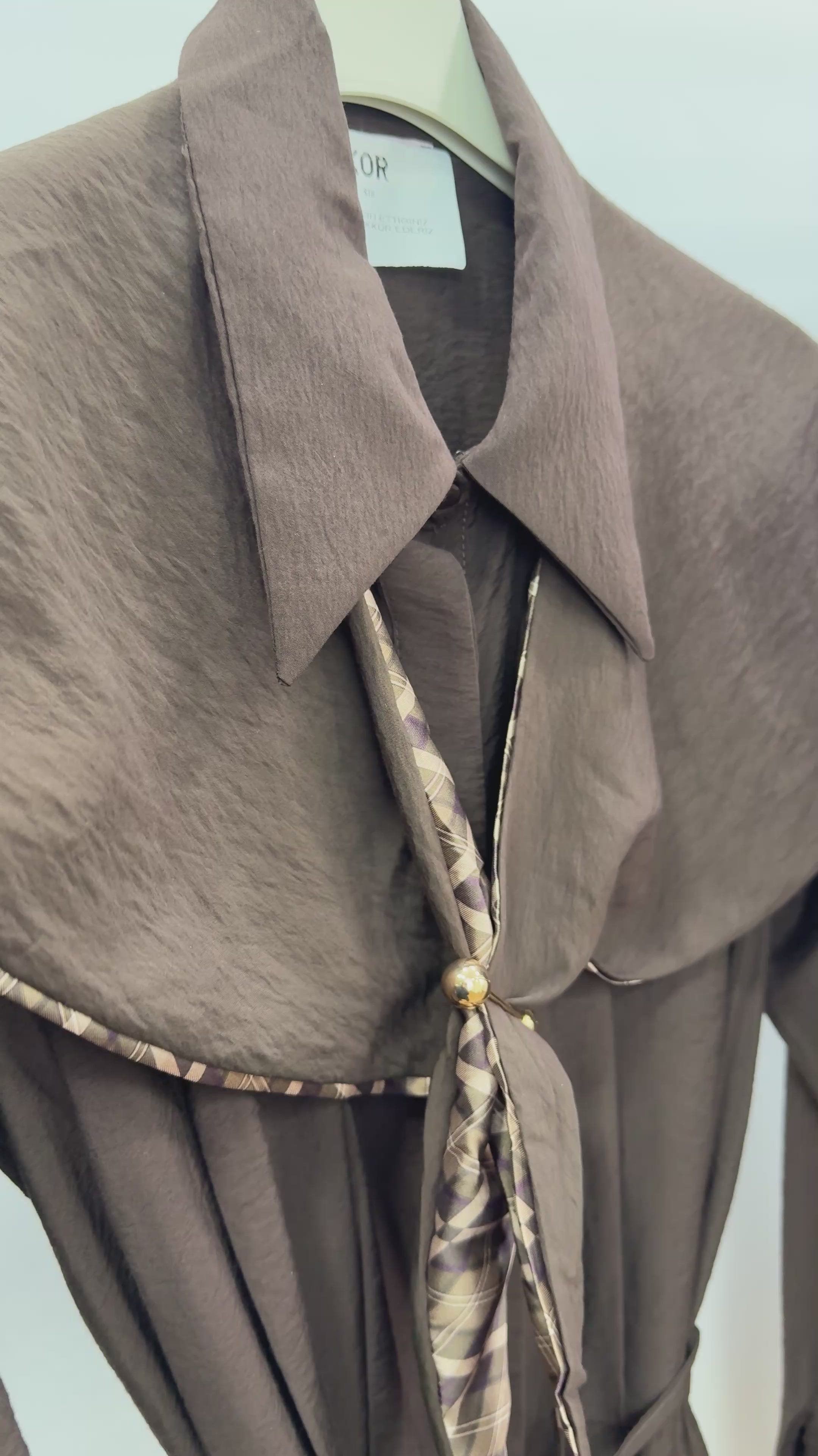 Desenli Yaka Detaylı Gömlek/Kahve